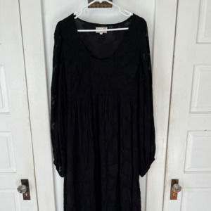 Mille Daisy dress in black floral